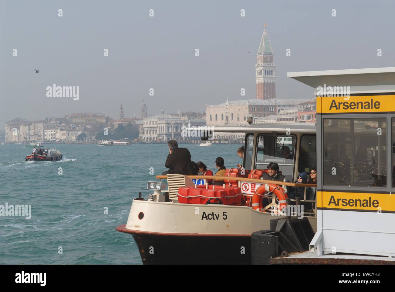 Venedig, ÖPNV-Boote Stockfoto