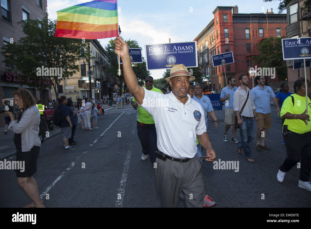 LGBT, Gay Pride Parade, die jährlich, auf der 5th Avenue in Park Slope, Brooklyn, NY stattfindet. Stockfoto