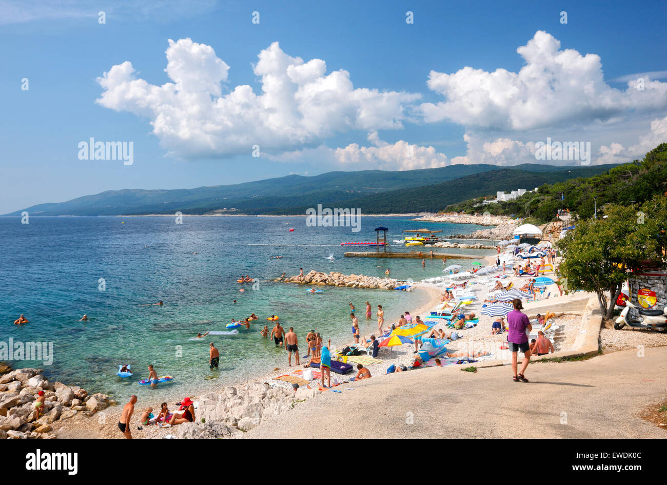 Strand in Rabac Stadt in Istrien. Stockfoto