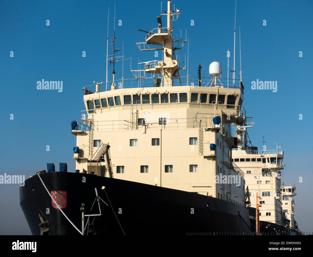 Eisbrecher vertäut in Helsinki Stockfoto