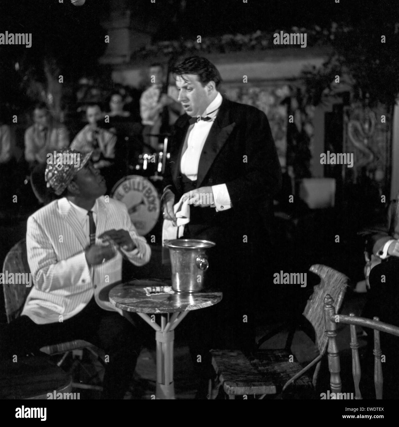 Cafe Mo, Unterhaltungsshow, Deutschland 1965, Gastgeber Billy Mo (Sitzend) Stockfoto