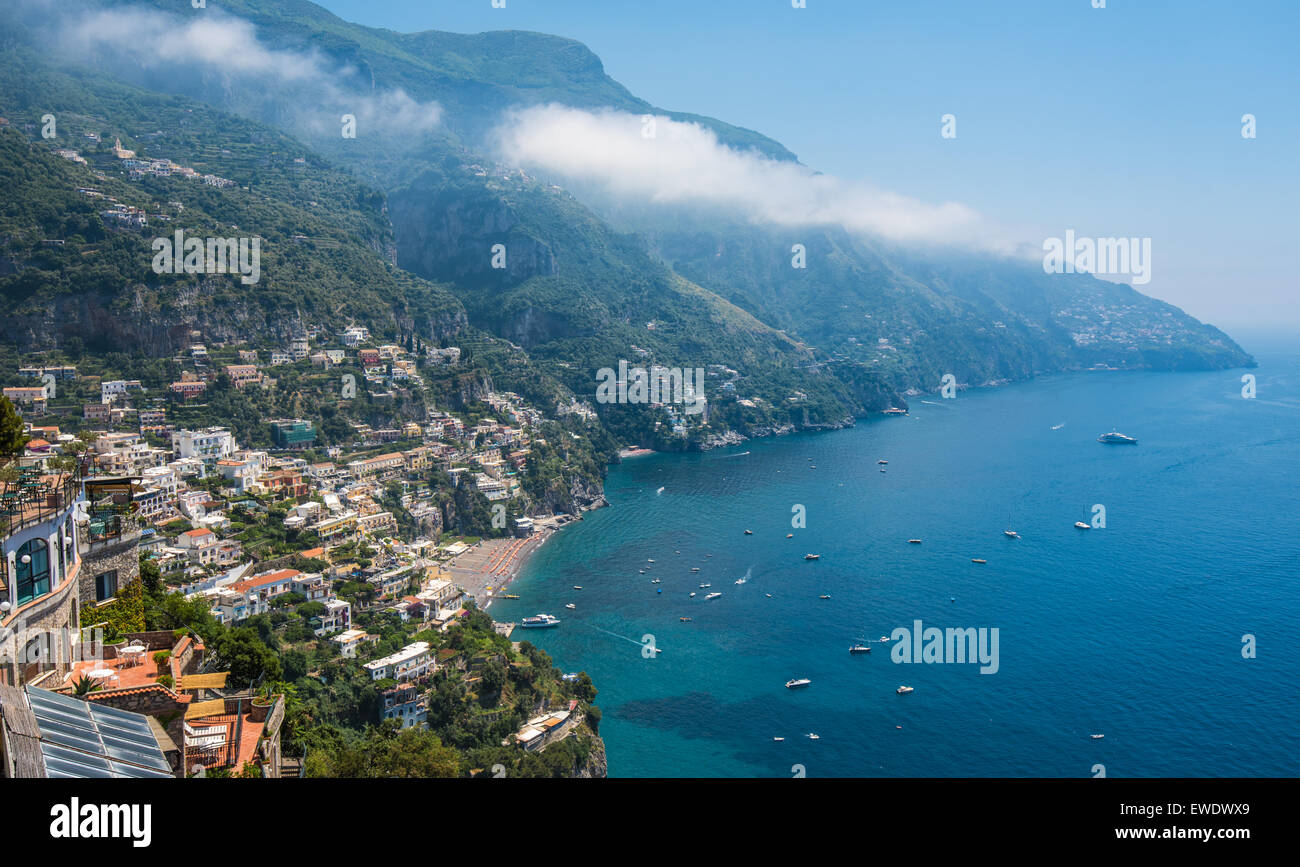 Kleine Stadt Positano, Amalfiküste, Kampanien, Italien Stockfoto