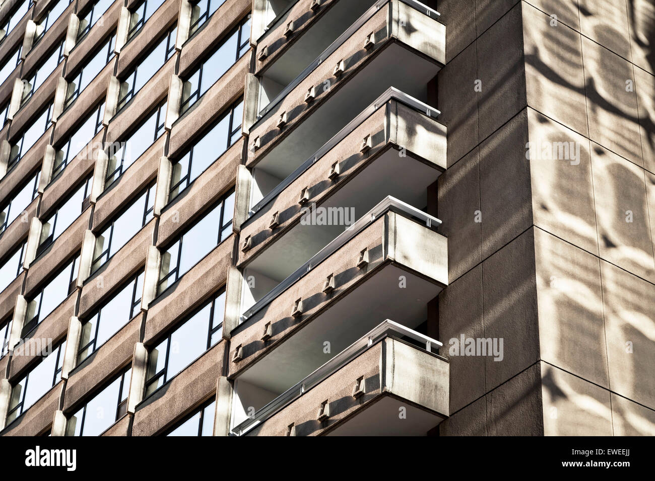 Abstrakte Gebäude Reflexionen, Calgary, Alberta, Kanada. Stockfoto