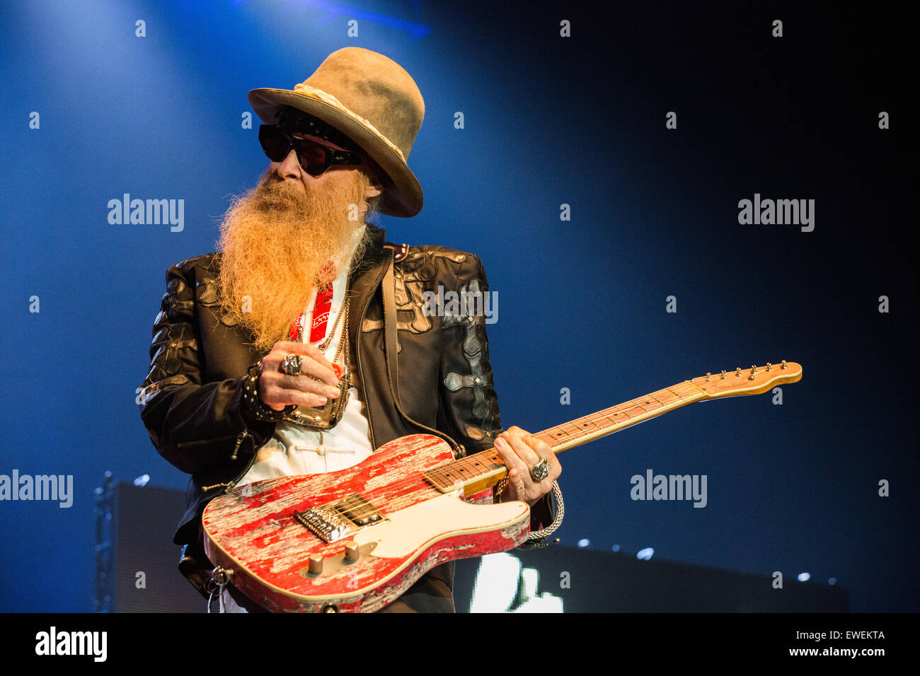 SSE Wembley Arena, Wembley, London, UK 24. Juni 2015 ZZ Top auf ihrer Welttournee Billy Gibbons ZZ Top bei SSE Wembley Arena Credit: "Credit: Richard Soans/Alamy Live News Stockfoto