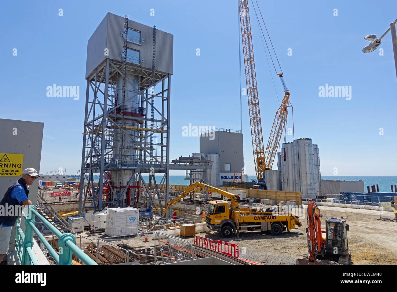 Bauarbeiten an der Brighton i360 - eine neue Attraktion auf Brighton Seafront und erste vertikale Seilbahn der Welt Stockfoto