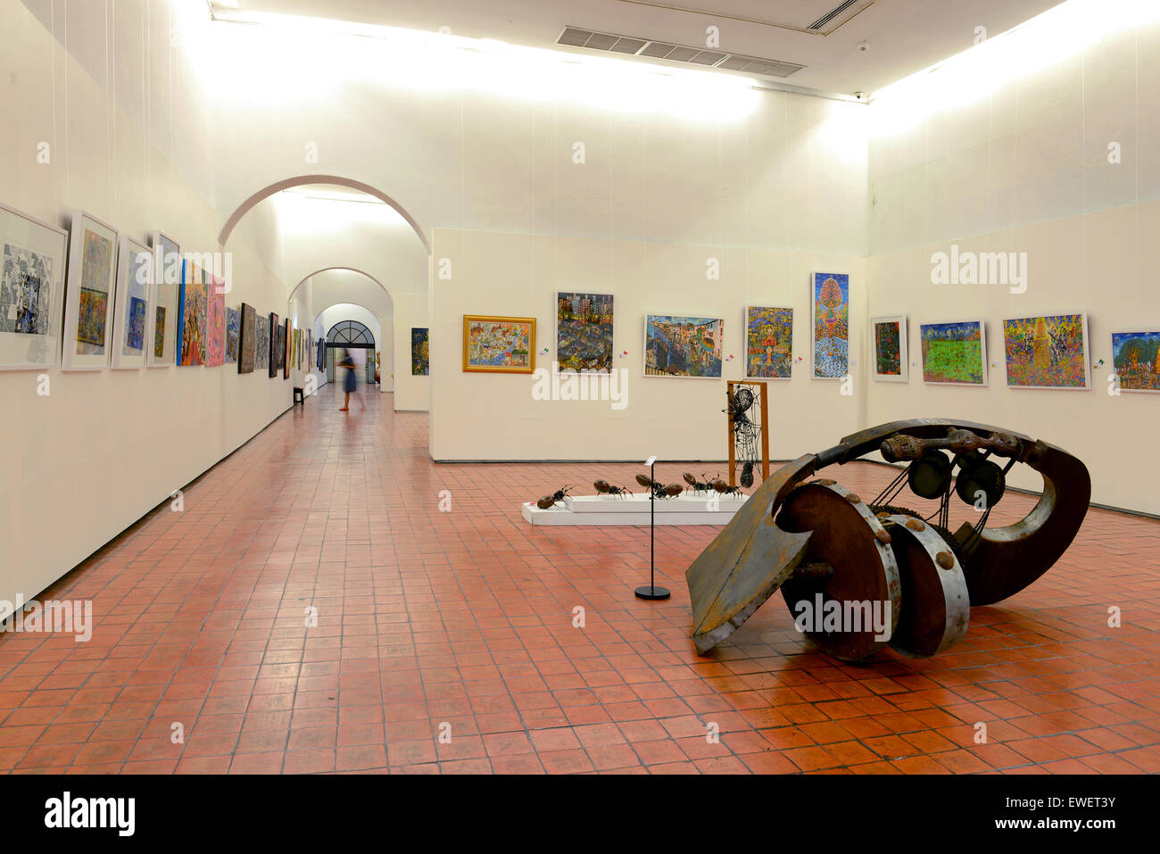 BANGKOK - 19.Juni: Thai zeitgenössische Kunstausstellung von Jugend Künstler am 19. Juni 2015 an der nationalen Galerie-Bangkok, Thailand. Stockfoto