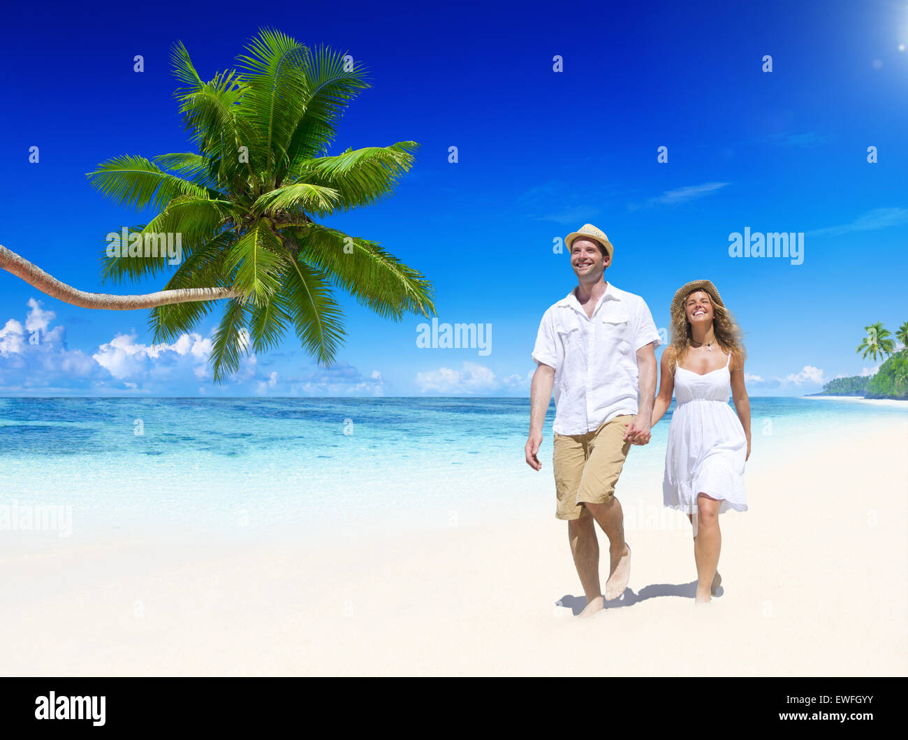 Paar am Strand entspannen. Stockfoto