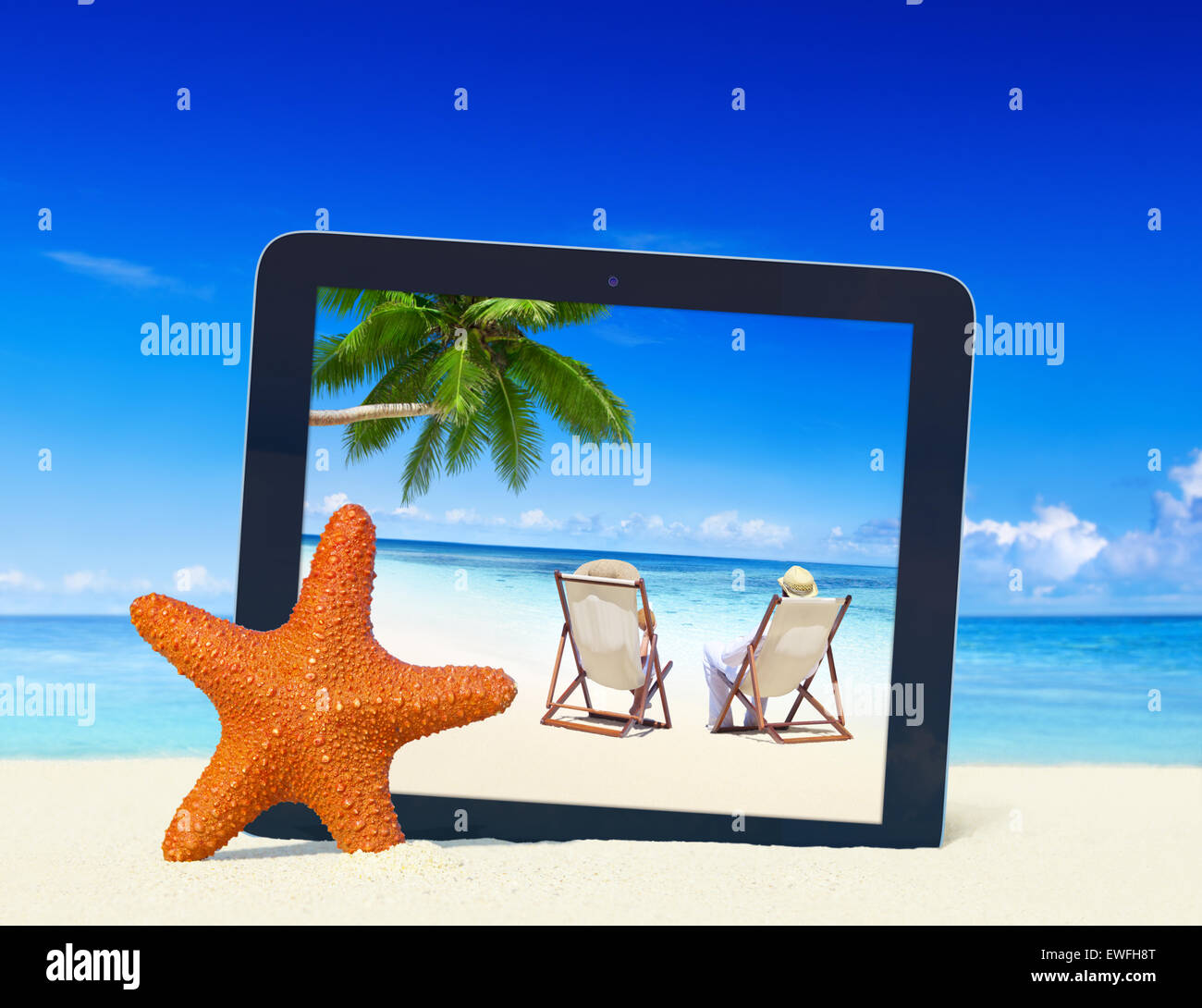 Tablet-Computer mit idyllischen Strand Bild. Stockfoto
