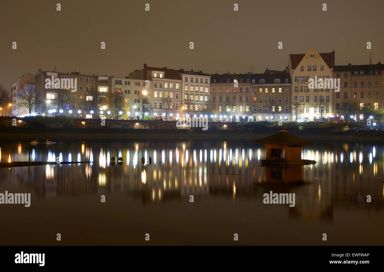 Berlin, Deutschland, Lichtinstallation Licht Begrenzung für 25 Jahre Fall der Mauer Stockfoto