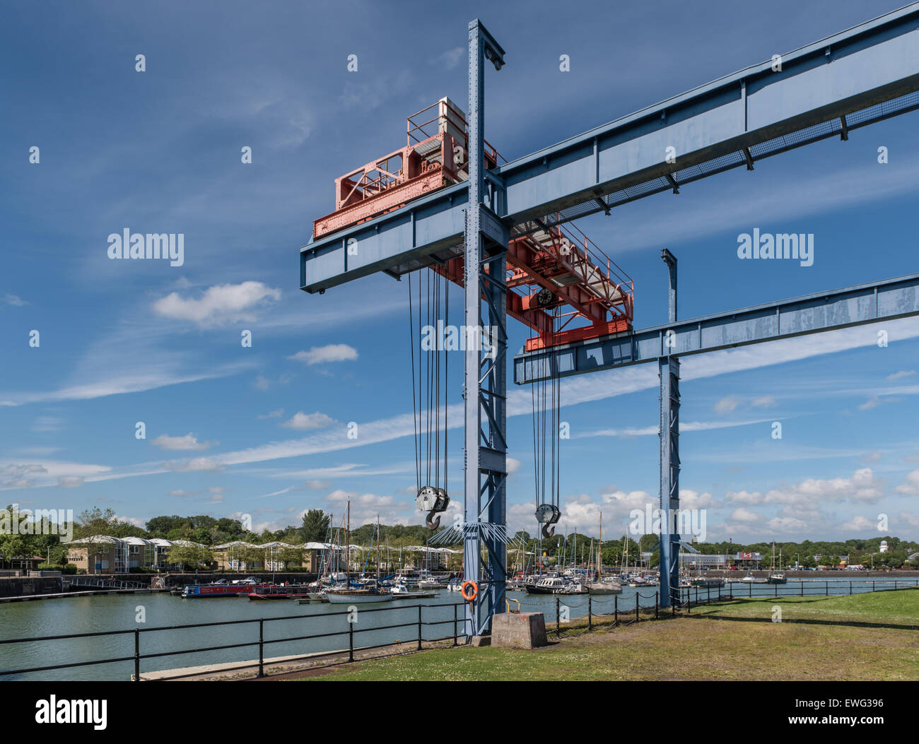 Restaurierte Schwerarbeit Gantry in Preston Docks Stockfoto