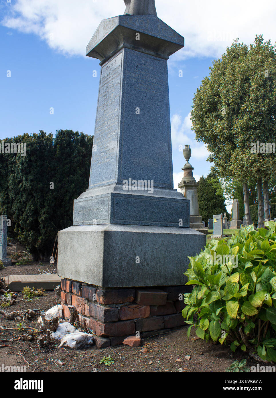 Grabsteine auf dem Ostfriedhof, dundee Stockfoto
