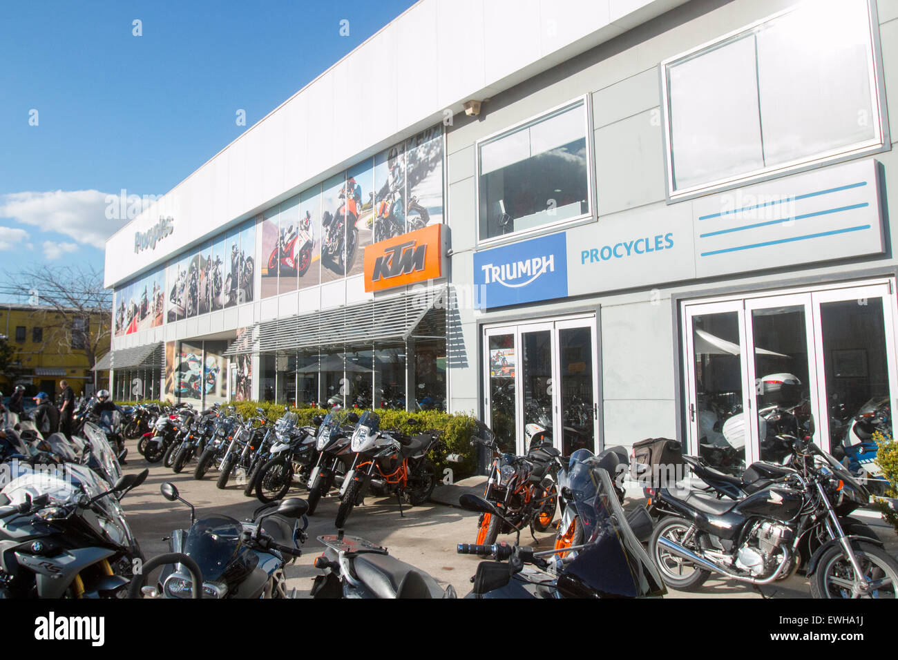 Motorräder zum Verkauf bei einem Motorradhändler in Sydney, New South  Wales, Australien Stockfotografie - Alamy