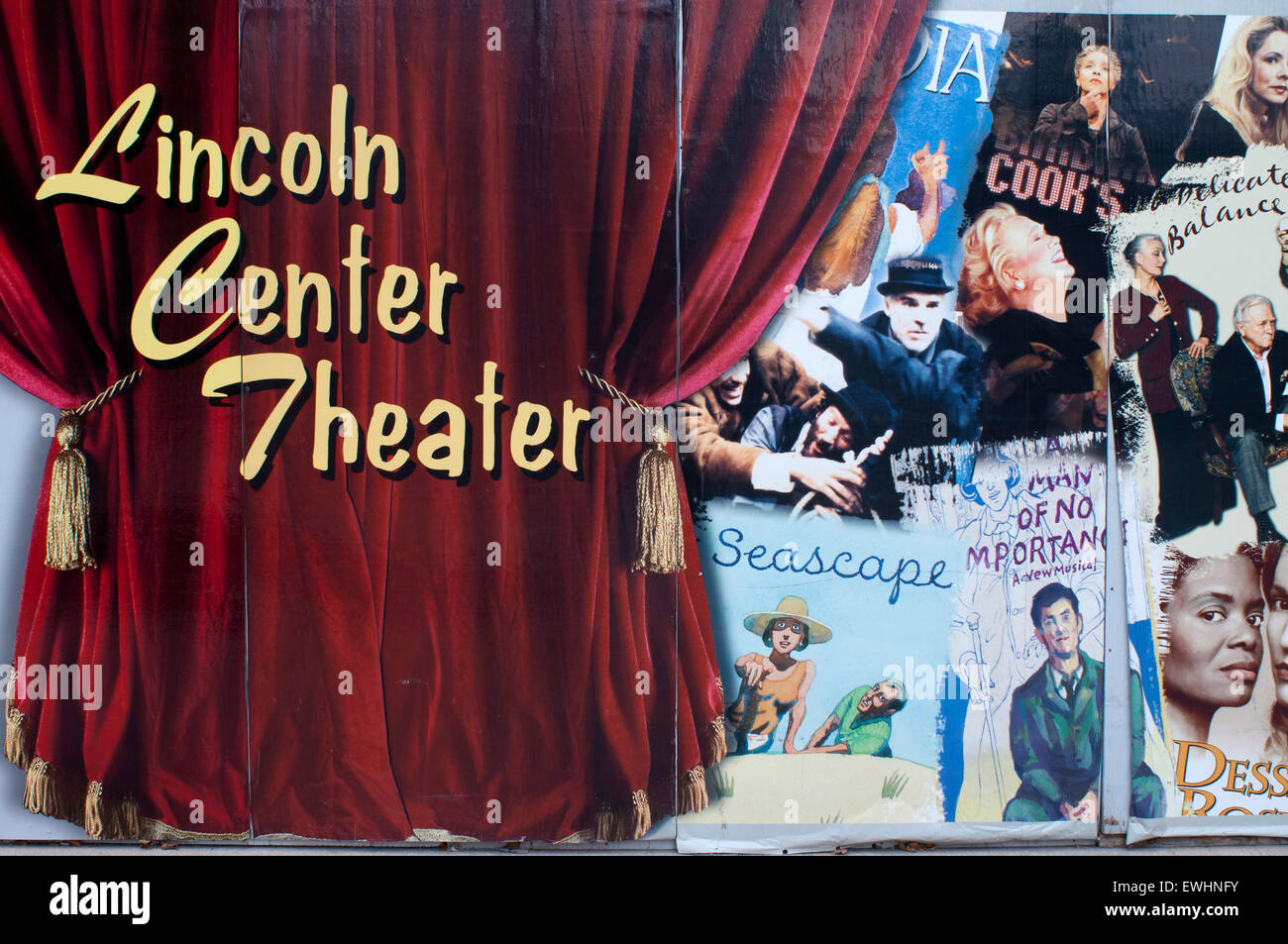 Metropolitan Opera House. Lincoln Center, zwischen der 62. und 65. Straße und Columbus und Amsterdam 212-362-6000 Avenues.Telf. (Zeitpläne als Funktionen). Auch bekannt als ist die Met eines der bedeutendsten Theater der Welt mit einer Werbetafel ebenso wichtig wie der Mailänder Scala, Covent Garden in London oder Barcelona Liceu Oper. Die extravagante in Lobby ist mit zwei bunten Wandmalereien von Marc Chagall dekoriert. Stockfoto