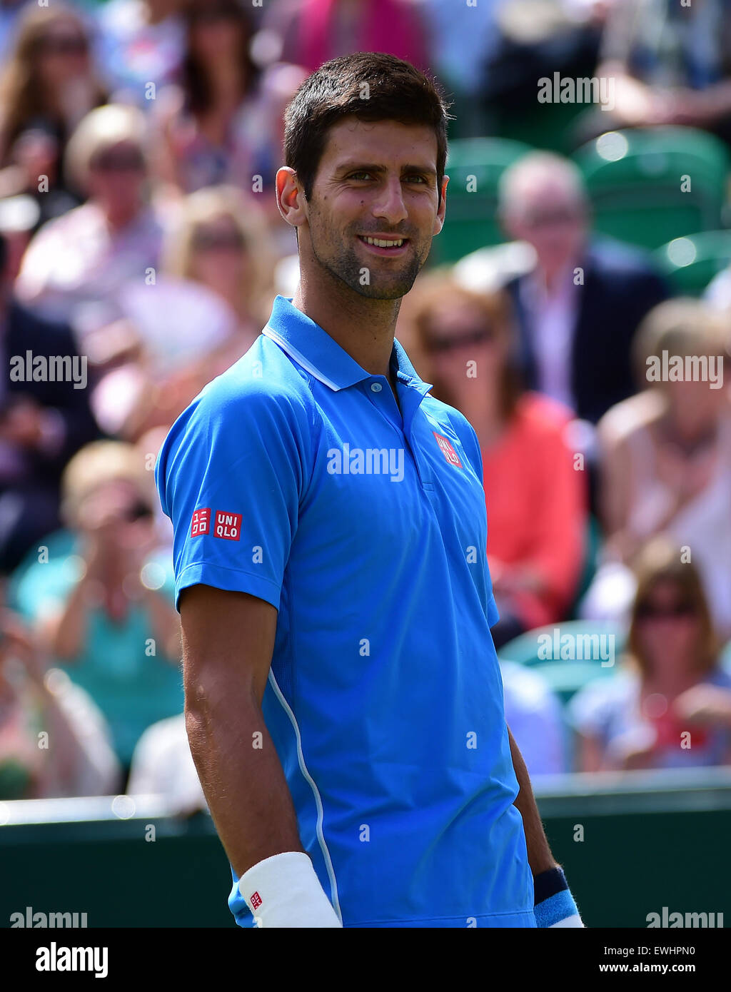 Slough, Berkshire, UK. 26. Juni 2015. Boodles-Tennis-Turnier. Novak Djokovic gegen Alexander Zverev Credit: Action Plus Sport/Alamy Live News Stockfoto