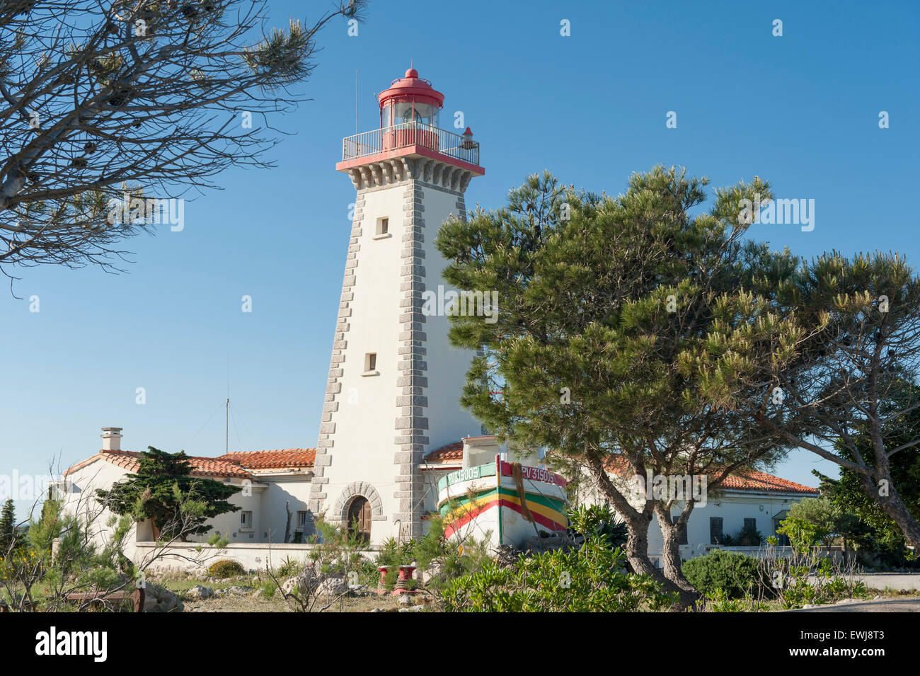 Automatisiert, aber bewachten Leuchtturm, erbaut im Jahr 1950 auf Cap Leucate, Corbières Maritimes, Languedoc, Frankreich Stockfoto
