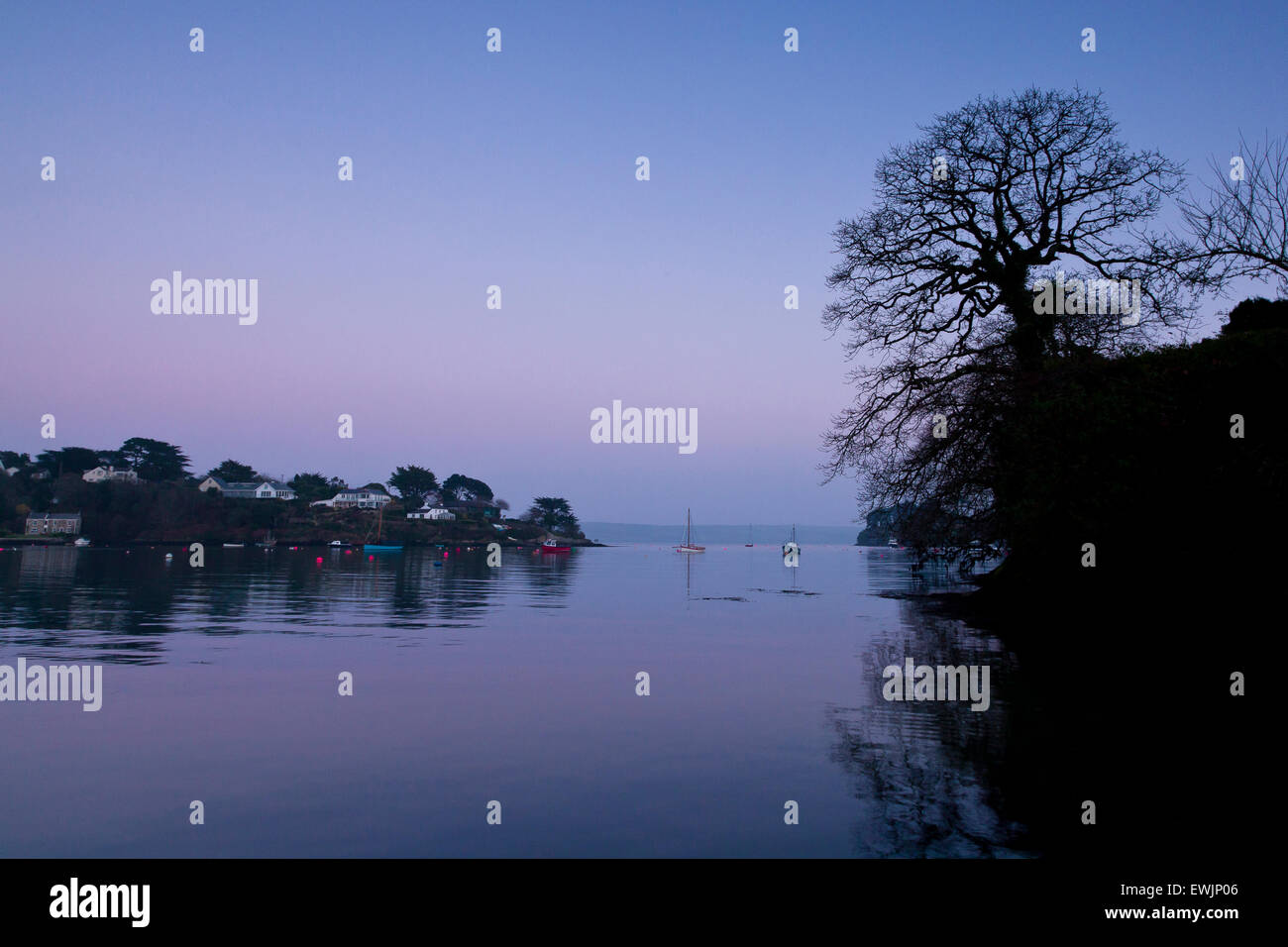 Dämmerung am Restronguet Creek, Mylor Brücke, Falmouth, Cornwall, Süd-West, UK Stockfoto