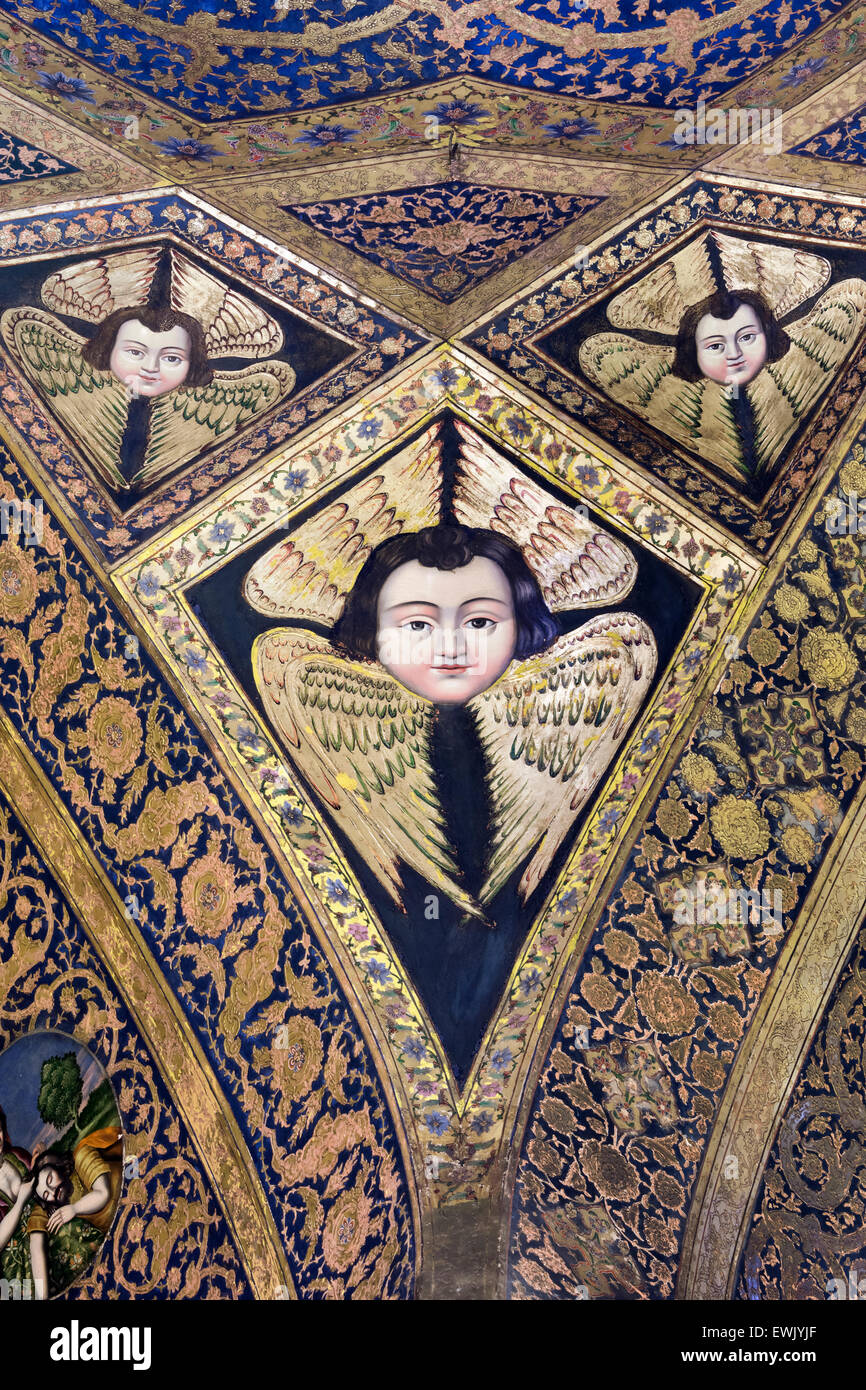 Armenische Cherub Motiv umgeben von gefalteten Flügel an den Zwickeln, armenische Vank Kathedrale, Isfahan, Iran Stockfoto
