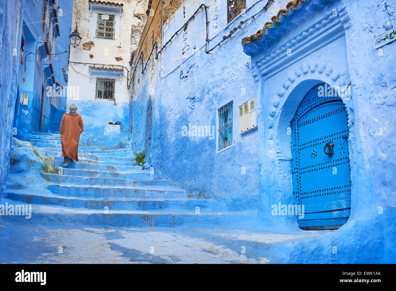 Blau gestrichene Wände in alte Medina von Chefchaouen, Marokko, Afrika Stockfoto