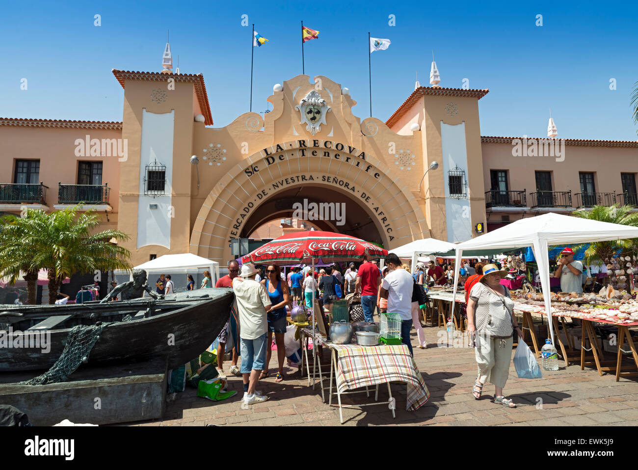SANTA CRUZ, Teneriffa, Spanien - 21. Juni 2015: The Recova beherbergt el Mercado de Nuestra Senora de Africa, dem wichtigsten Markt in Santa Stockfoto