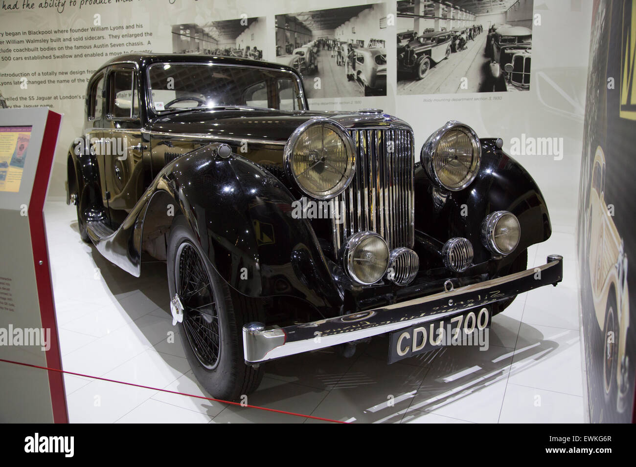 1937 SS Jaguar 2,5 Liter im Coventry Transport-Museum Stockfoto
