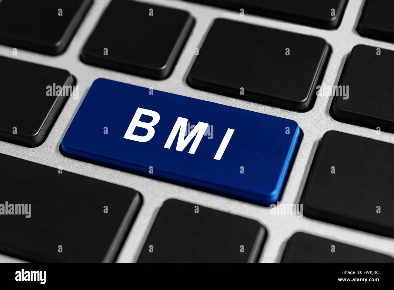 BMI oder Body Mass Index blaue Taste auf der Tastatur, medizinisches Konzept Stockfoto
