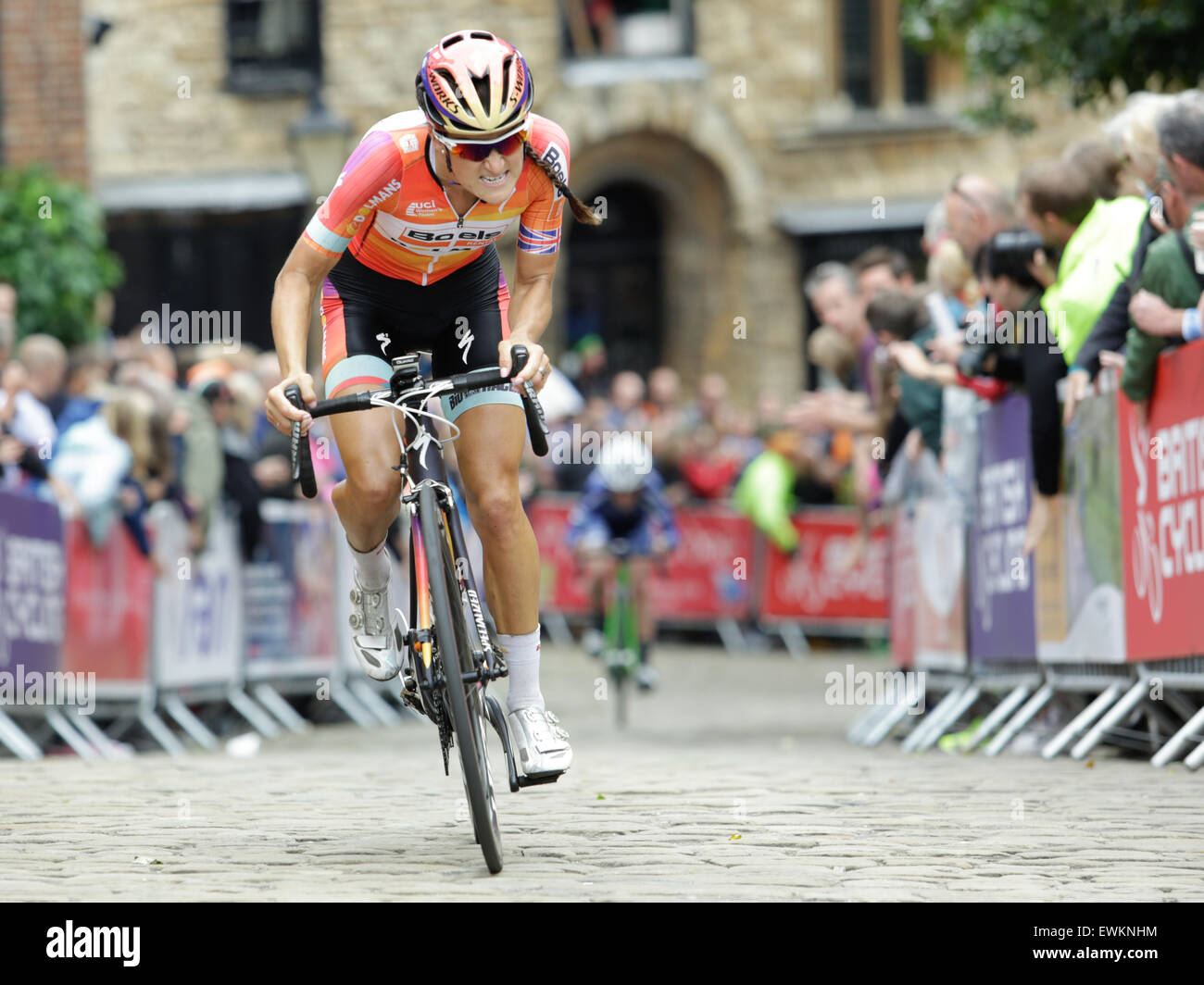 Elizabeth Armitstead legt einige Abstand auf Laura Trott - vorletzten Runde 2015 Womans National Road Race Championship Stockfoto