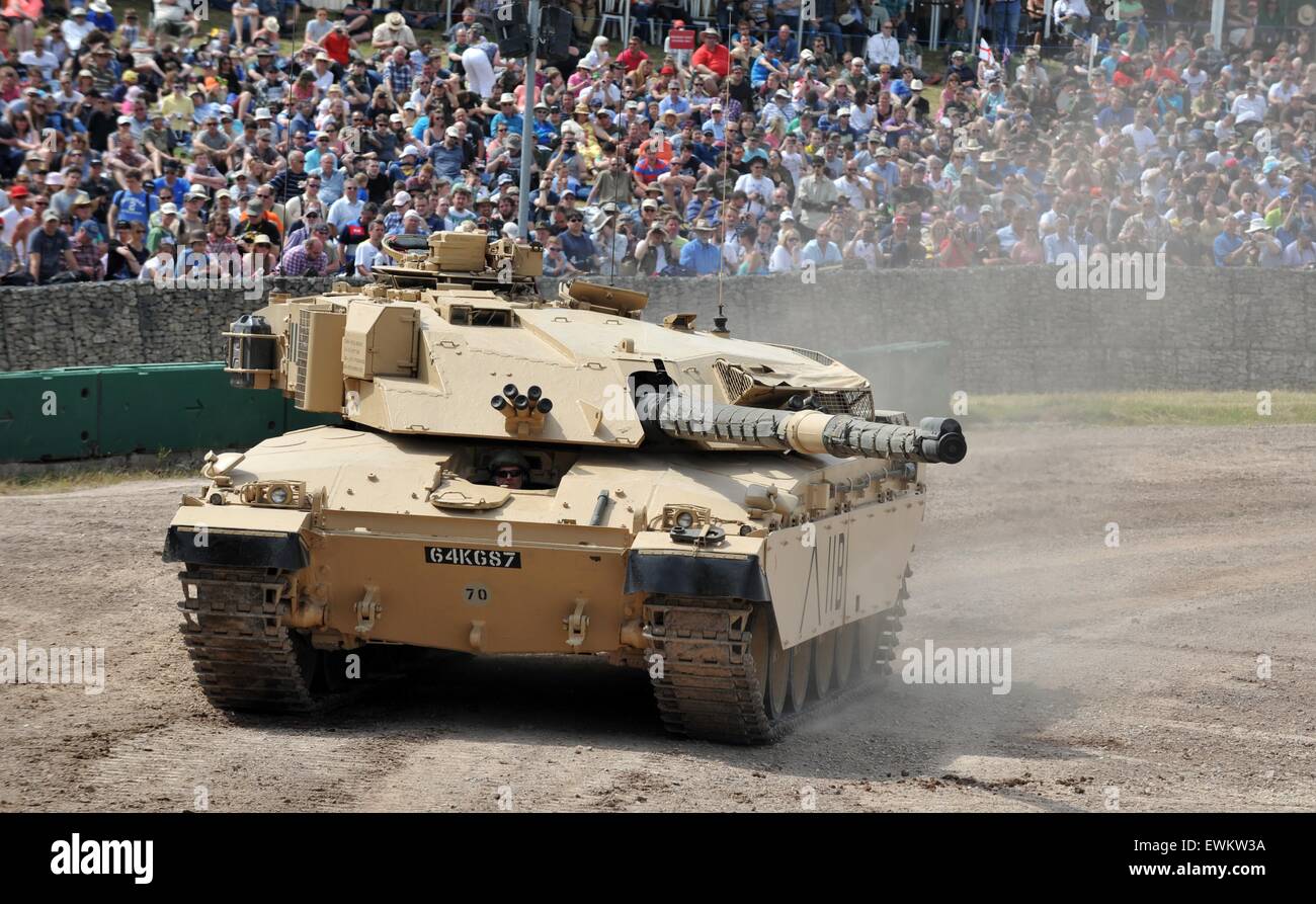 Herausforderer Mk 1 Tank.  Tank Fest im Bovington in Dorset.  Die zweitägige Veranstaltung Angeberei gepanzerte Militärfahrzeuge zeichnete ausverkauften der über fast 30.000 in den zwei Tagen. Das Museum hat die größte Sammlung von Arbeiten Rüstung in der Welt aus der Zeit des ersten Weltkriegs bis zur Gegenwart und von Nationen auf der ganzen Welt. Stockfoto