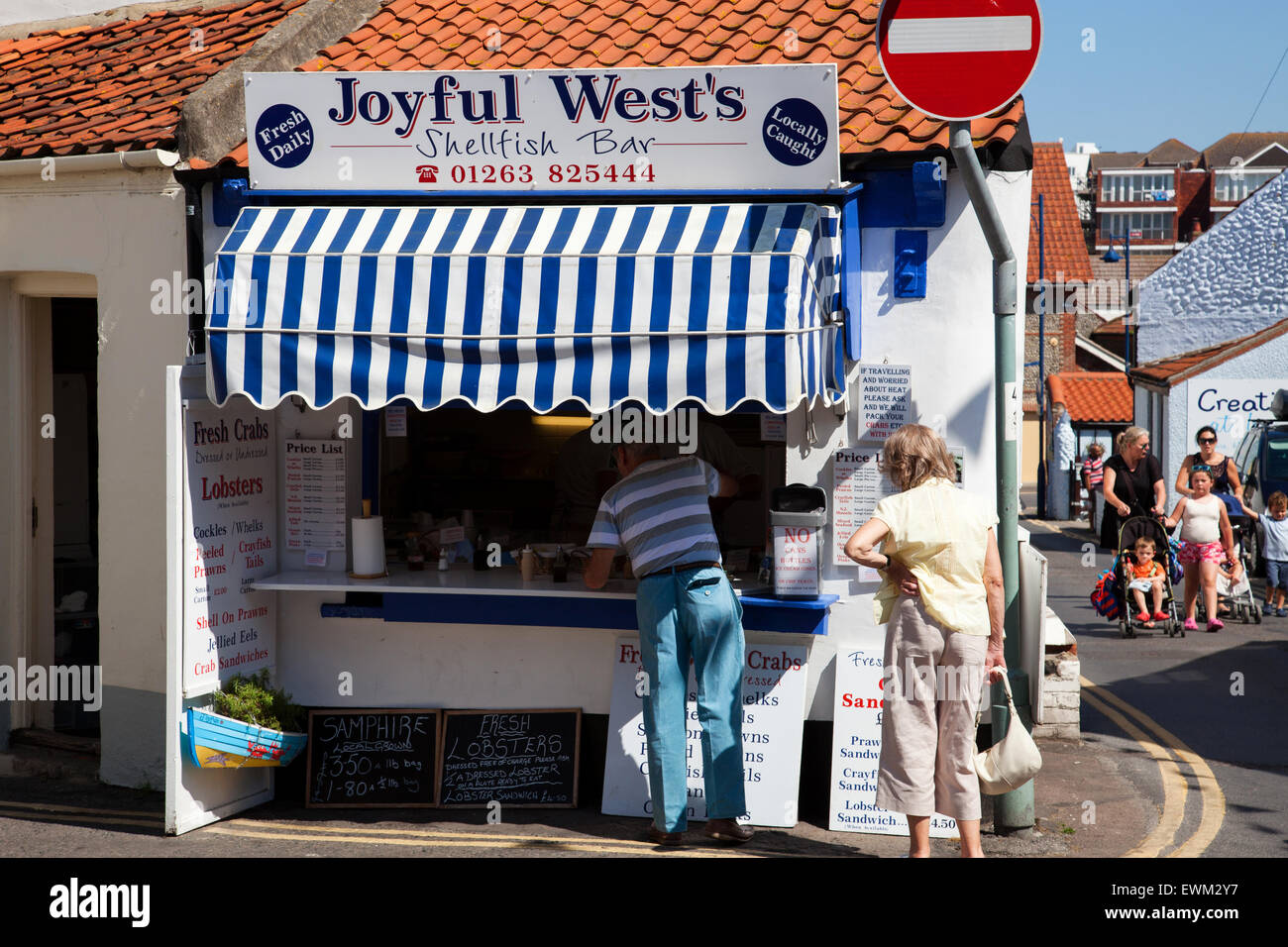 Freudige West Schalentiere Bar in Sheringham, Norfolk, England, Großbritannien Stockfoto