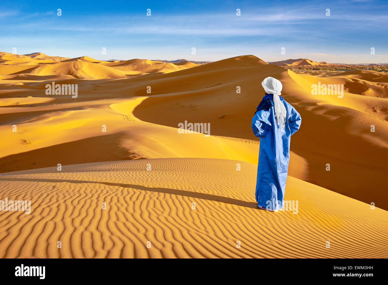 Berber Mann, Erg Chebbi Wüste bei Merzouga, Sahara, Marokko Stockfoto