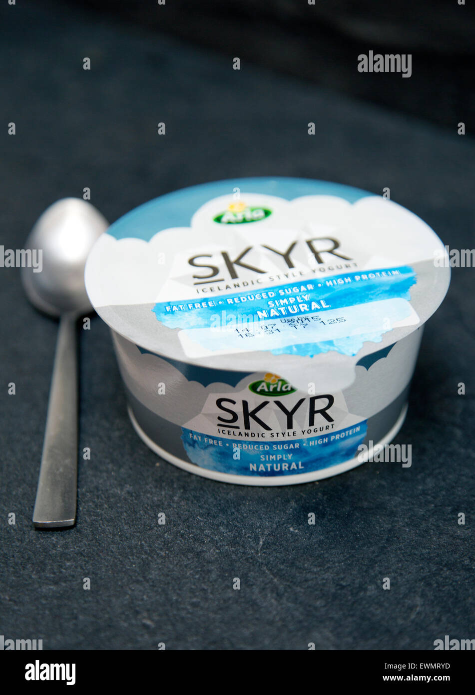 Skyr isländischer Stil fettarmer Natur Joghurt Stockfoto