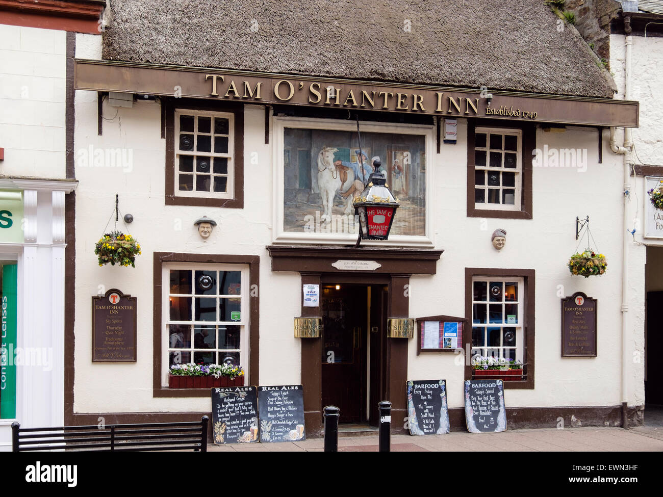 Reet aus dem 18. Jahrhundert Tam o' shanter Inn gegründet 1749 in Ayr, South Ayrshire, Strathclyde, Schottland, UK, High Street, Großbritannien Stockfoto