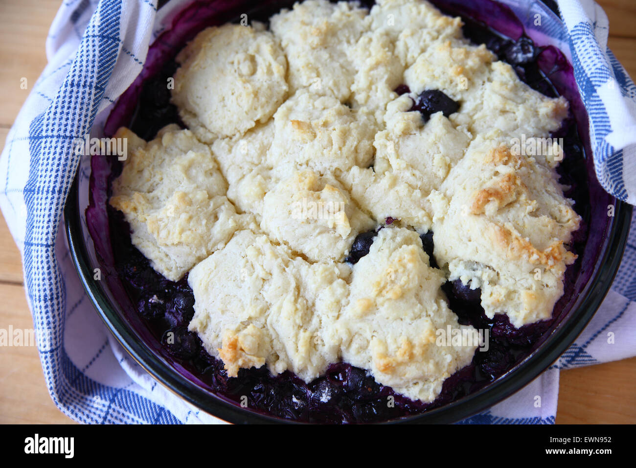 Schuster Fruchtdessert frisch aus dem Ofen Stockfoto