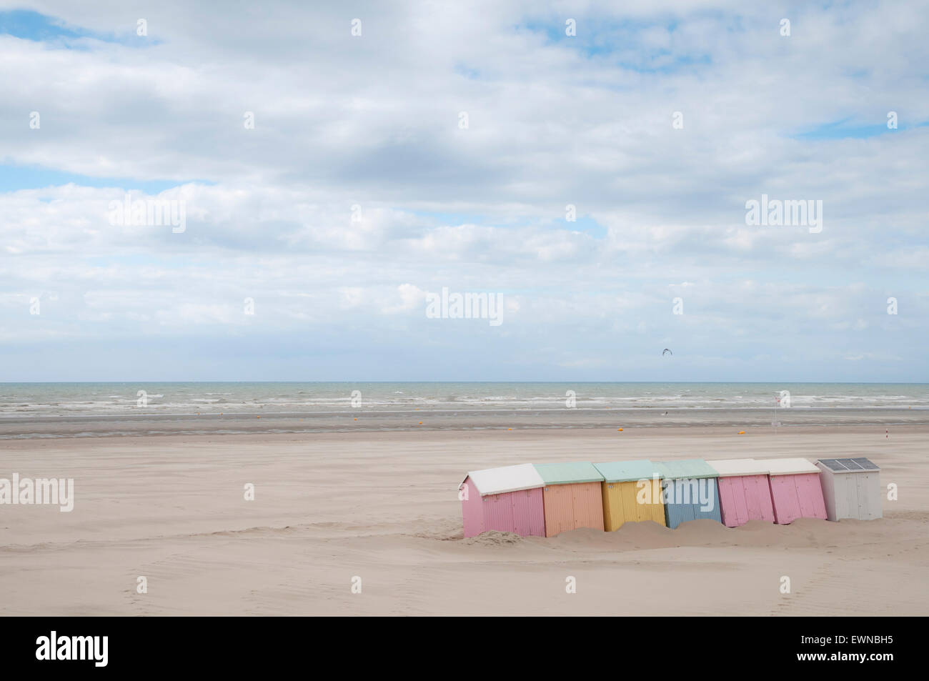 Strand und Hütten in Berck Nord-Pas-de-Calais Frankreich Europa Stockfoto