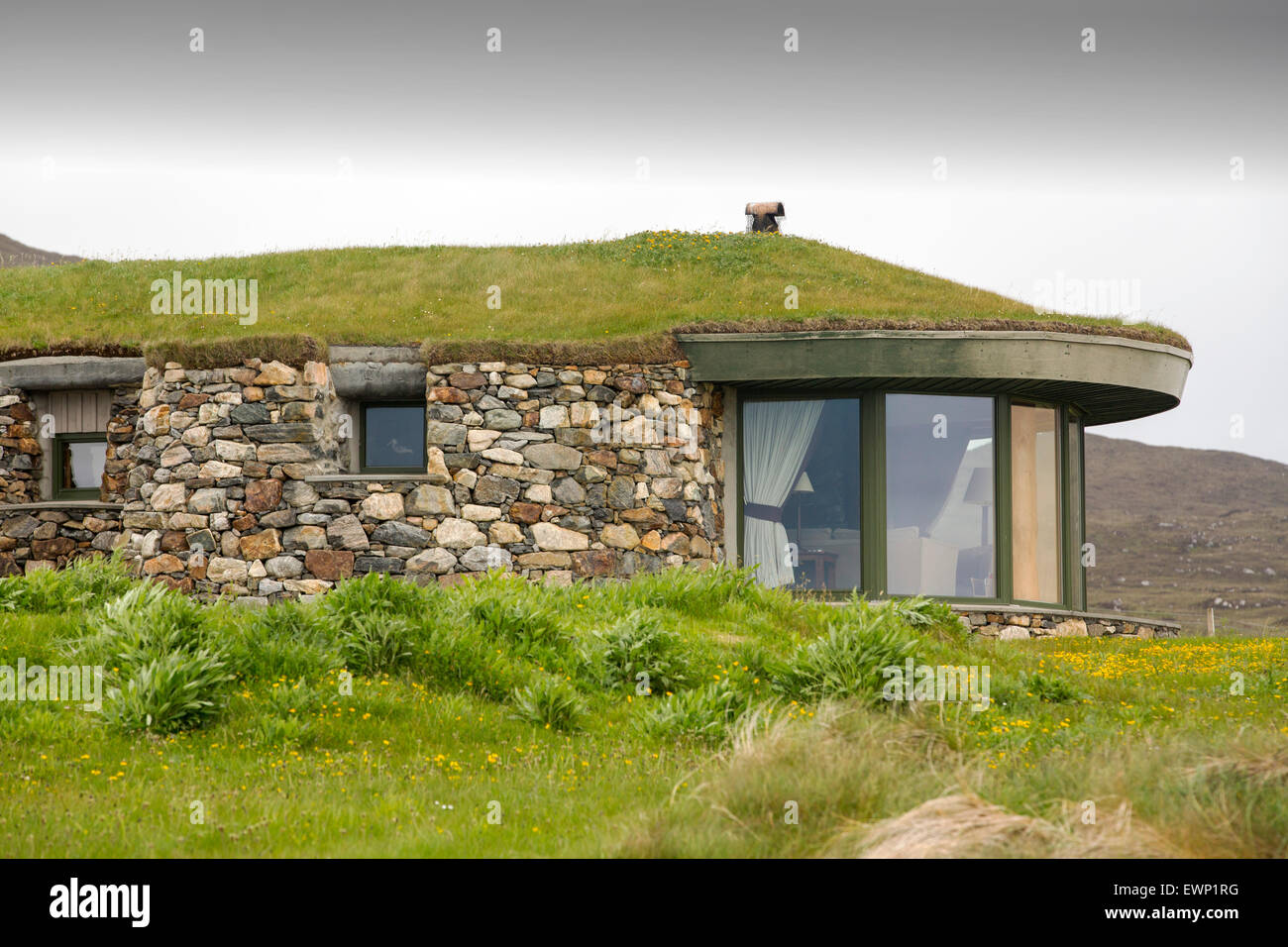 Eine moderne grüne überdachten Haus am Scarista auf der Insel Harris, äußeren Hebriden, Schottland, UK. Stockfoto