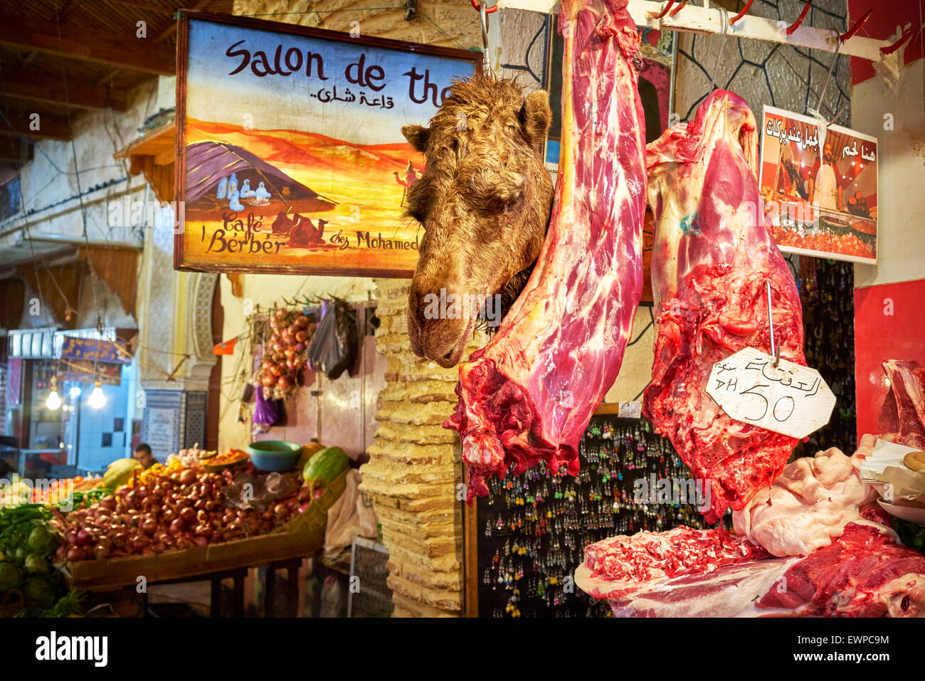 Altstadt von Fes, Souk in Medina, Marokko, Afrika Stockfoto