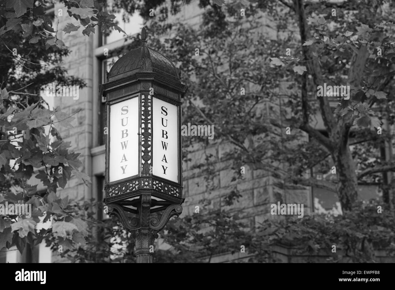 Vintage u-Bahn-Zeichen in der Nähe von Train Station, Upper West Side, Manhattan, New York City Stockfoto