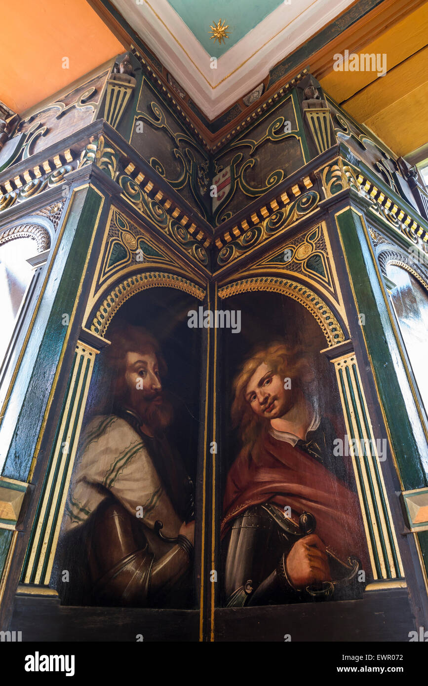 Wandmalereien in der Star Chamber Bolsover Castle in Derbyshire, England. Stockfoto