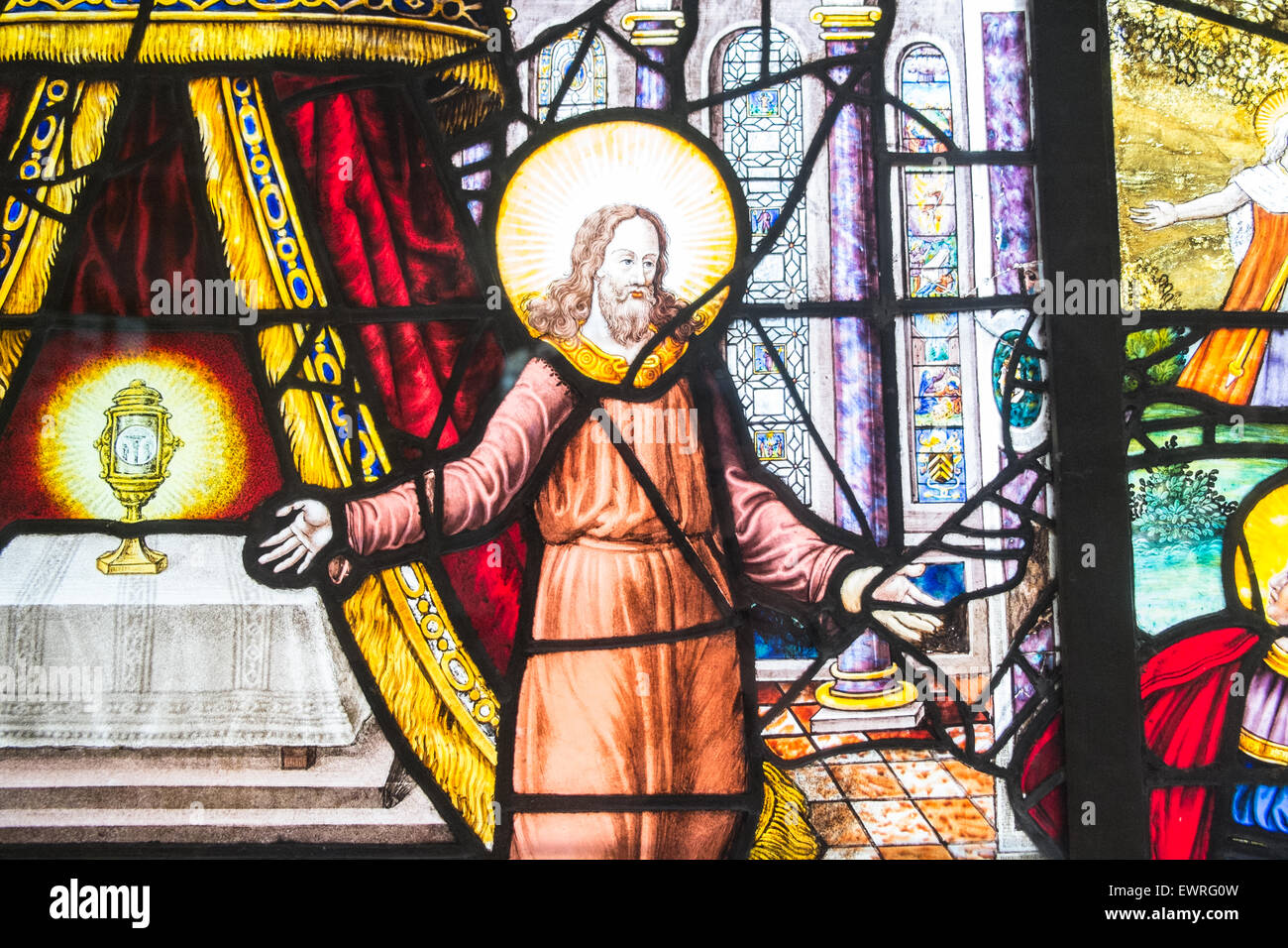 Im Inneren Kirche, Eglise Saint-Etienne-du-Mont.Near Pantheon,Paris,France.Shrine von Ste Genevieve, Schutzpatronin von Paris. Stockfoto