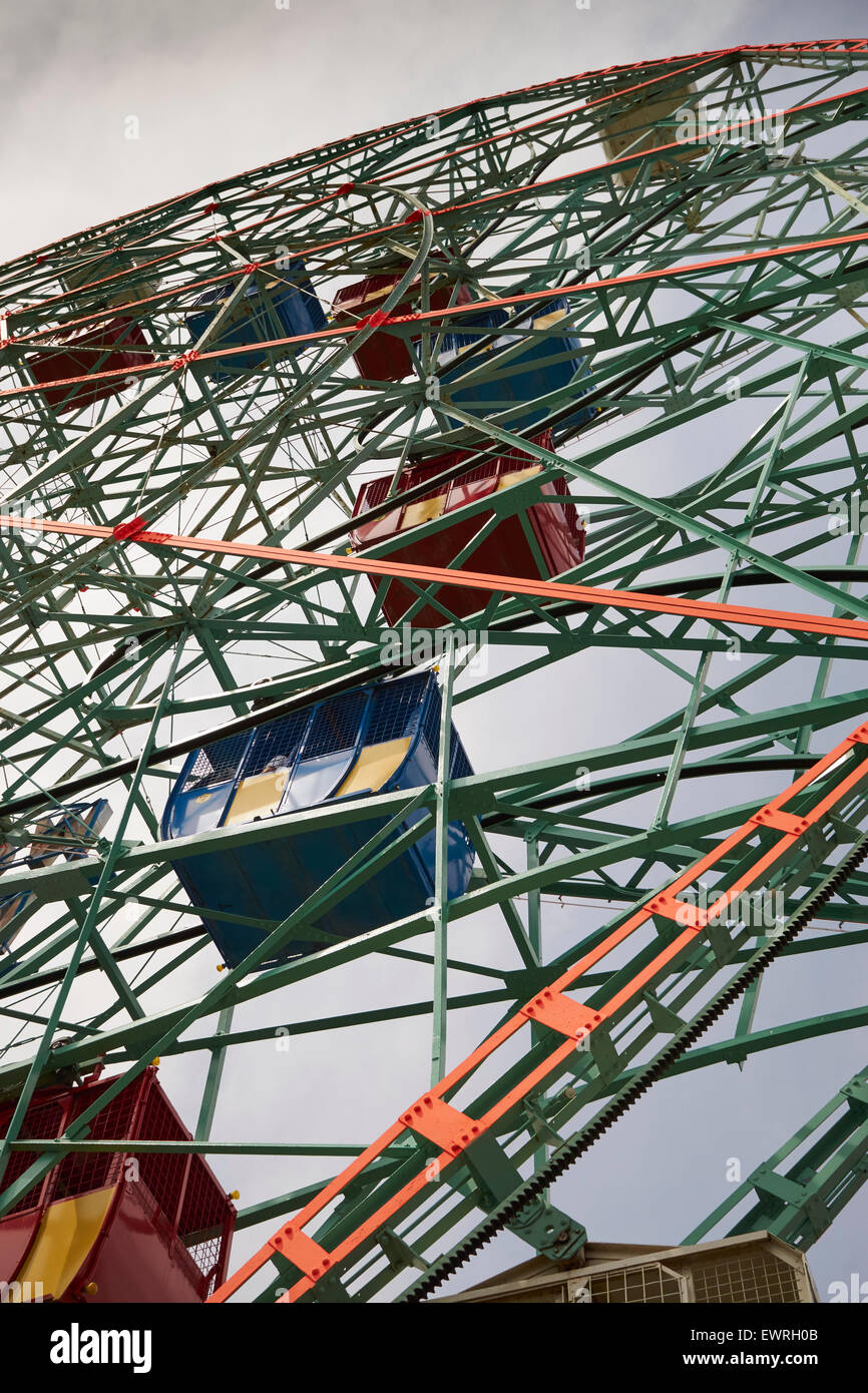 Wonder Wheel, Riesenrad auf Coney Island, Brooklyn, New York City, USA Stockfoto