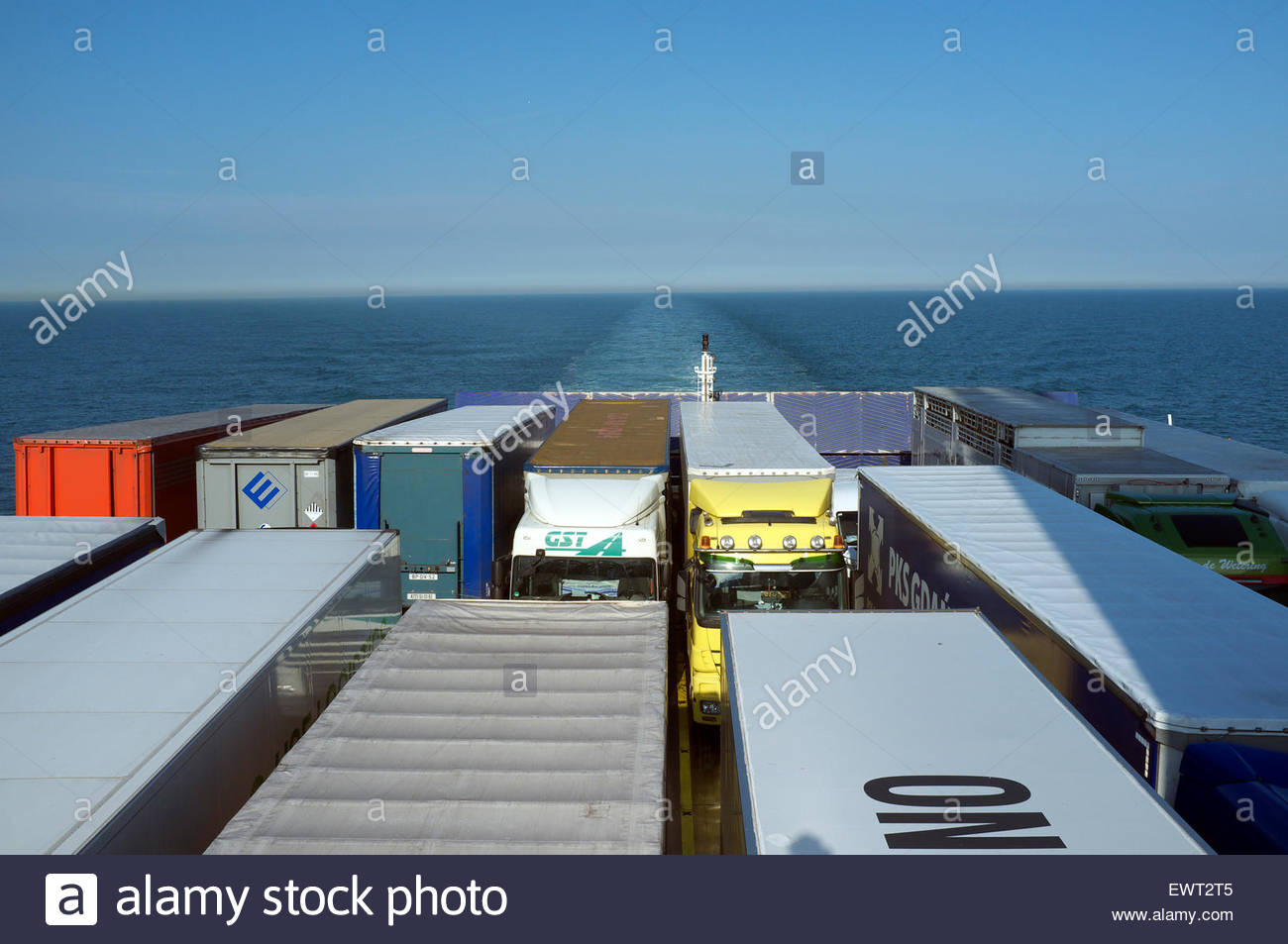 Fähre Hoek Van Holland Nach Harwich Truck Ferry Stockfotos und -bilder Kaufen - Alamy