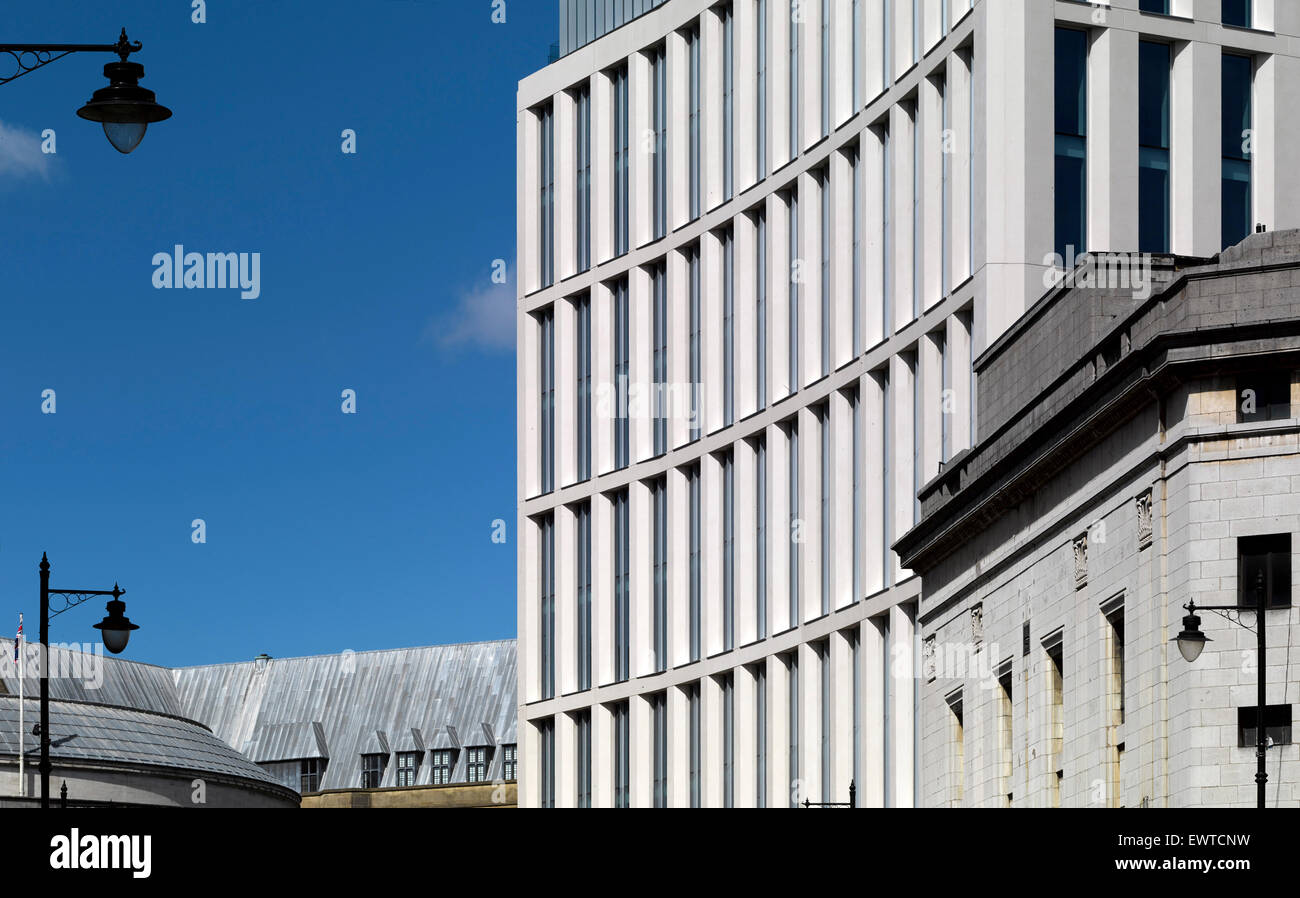Details der Fassade. Ein dem Petersplatz, Manchester, Vereinigtes Königreich. Architekt: Glenn Howells Architects, 2015. Stockfoto
