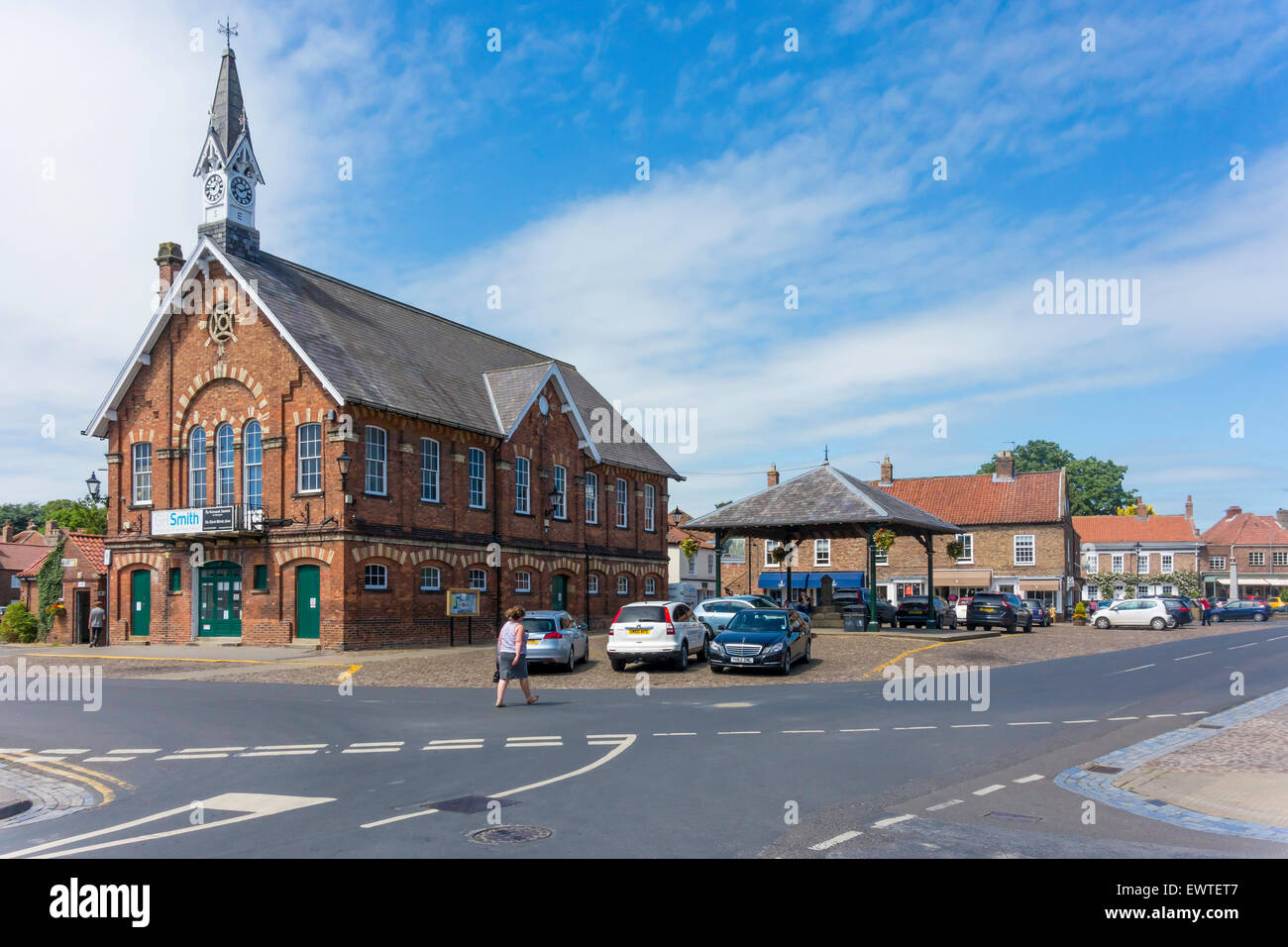 Büros der The Easingwold Inserent & The Thirsk wöchentlichen Nachrichten in alten öffentlichen Halle Market Square Easingwold North Yorkshire Stockfoto