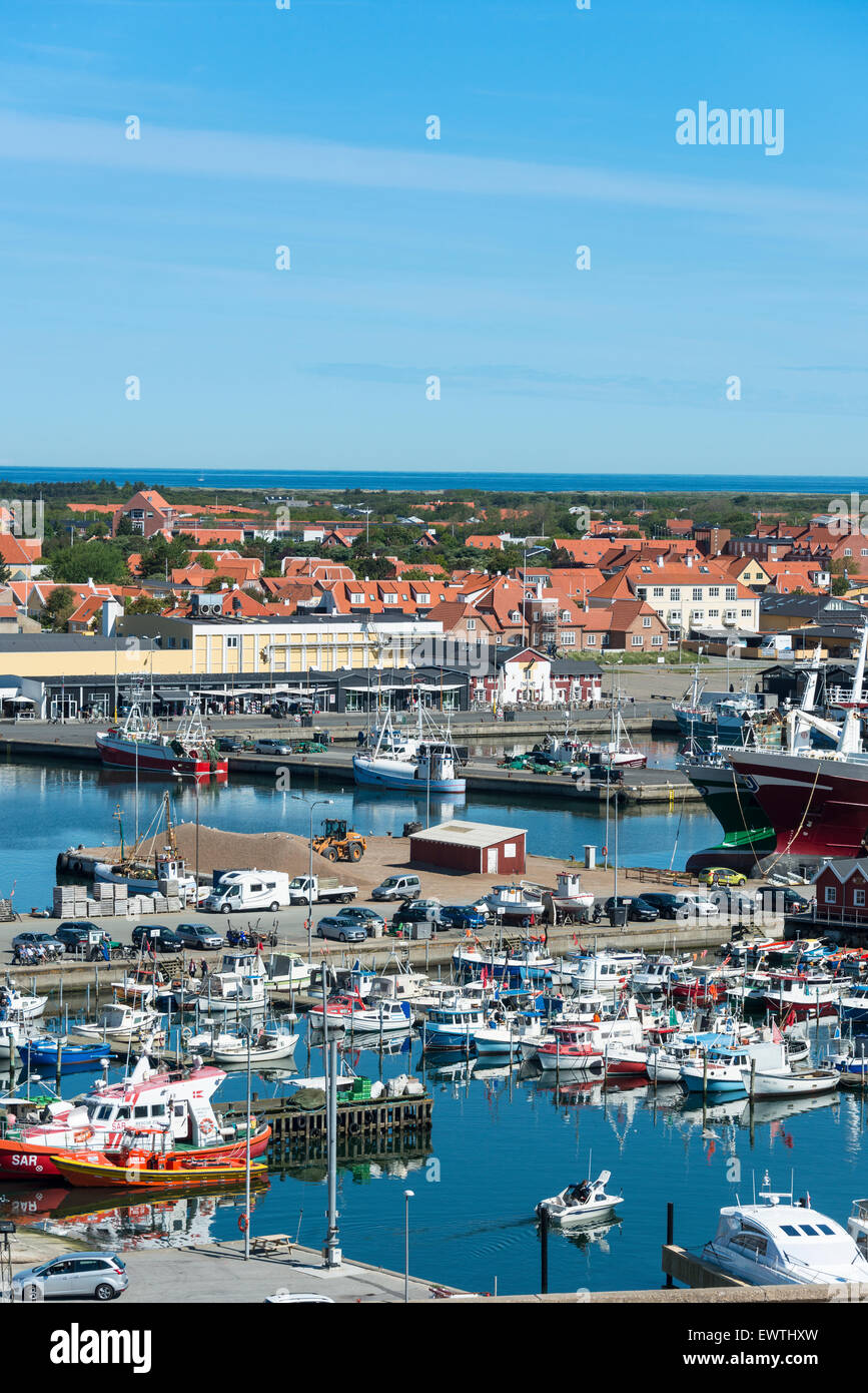 Hafen Marina und Stadt anzeigen, Hafen von Skagen, Skagen, Region Nord-Jütland, Dänemark Stockfoto