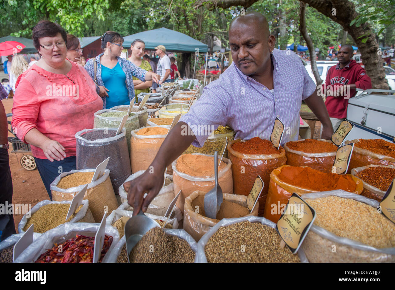 Südafrika - Kräuter und Gewürze zum Verkauf am Bauernmarkt in Pretoria Stockfoto