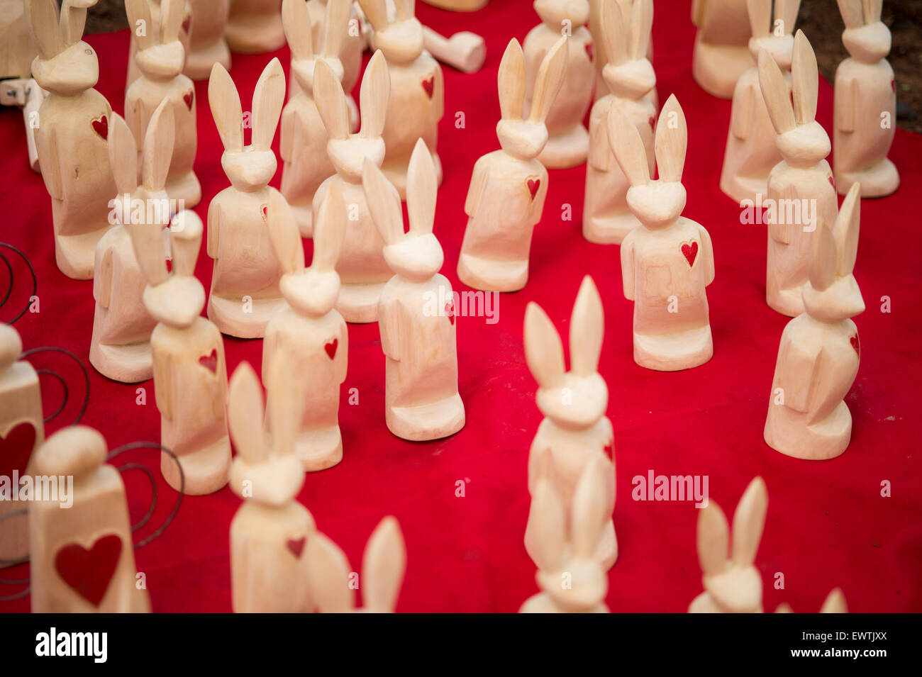 Südafrika - handgemachte Kaninchen Statuen Stockfoto