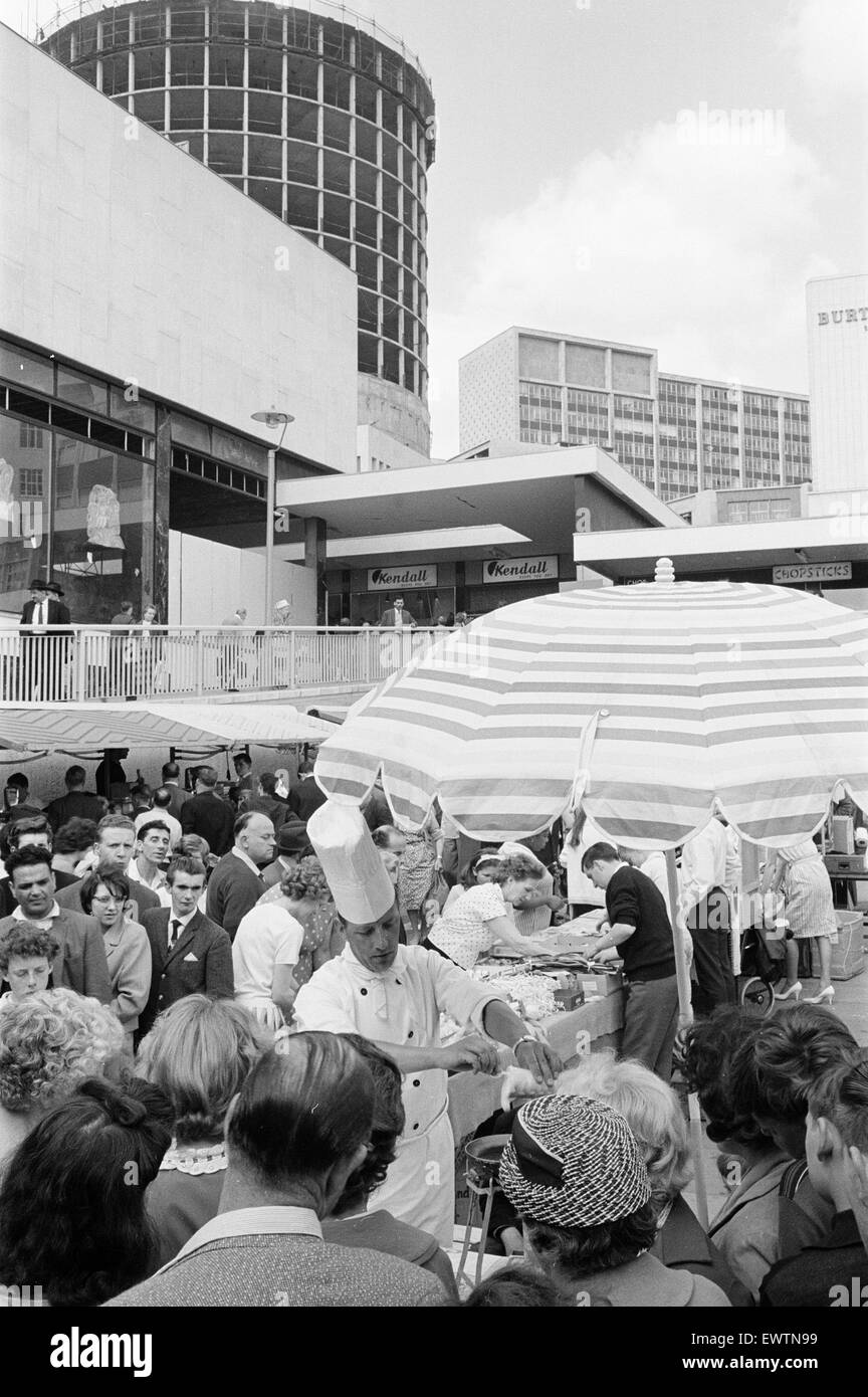 Stierkampfarena Open-Air-Markt, Einkaufszentrum und Rotunde, Birmingham, 27. Juli 1963. Stockfoto