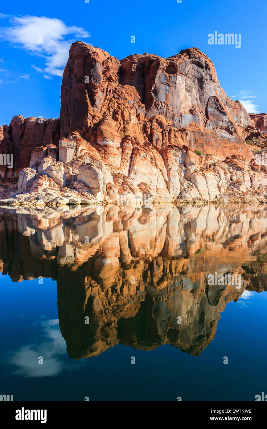 Canyon Wände am Lake Powell an der Grenze zwischen Arizona und Utah, USA Stockfoto