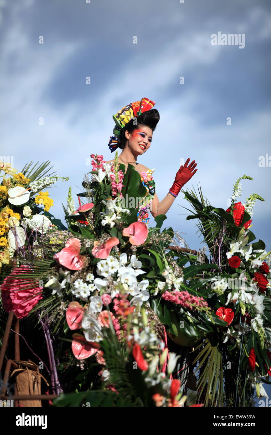Die Blumenschlacht Bataille des Fleurs, auf der Promenade des Anglais in Nizza Stadt, Frankreich Stockfoto
