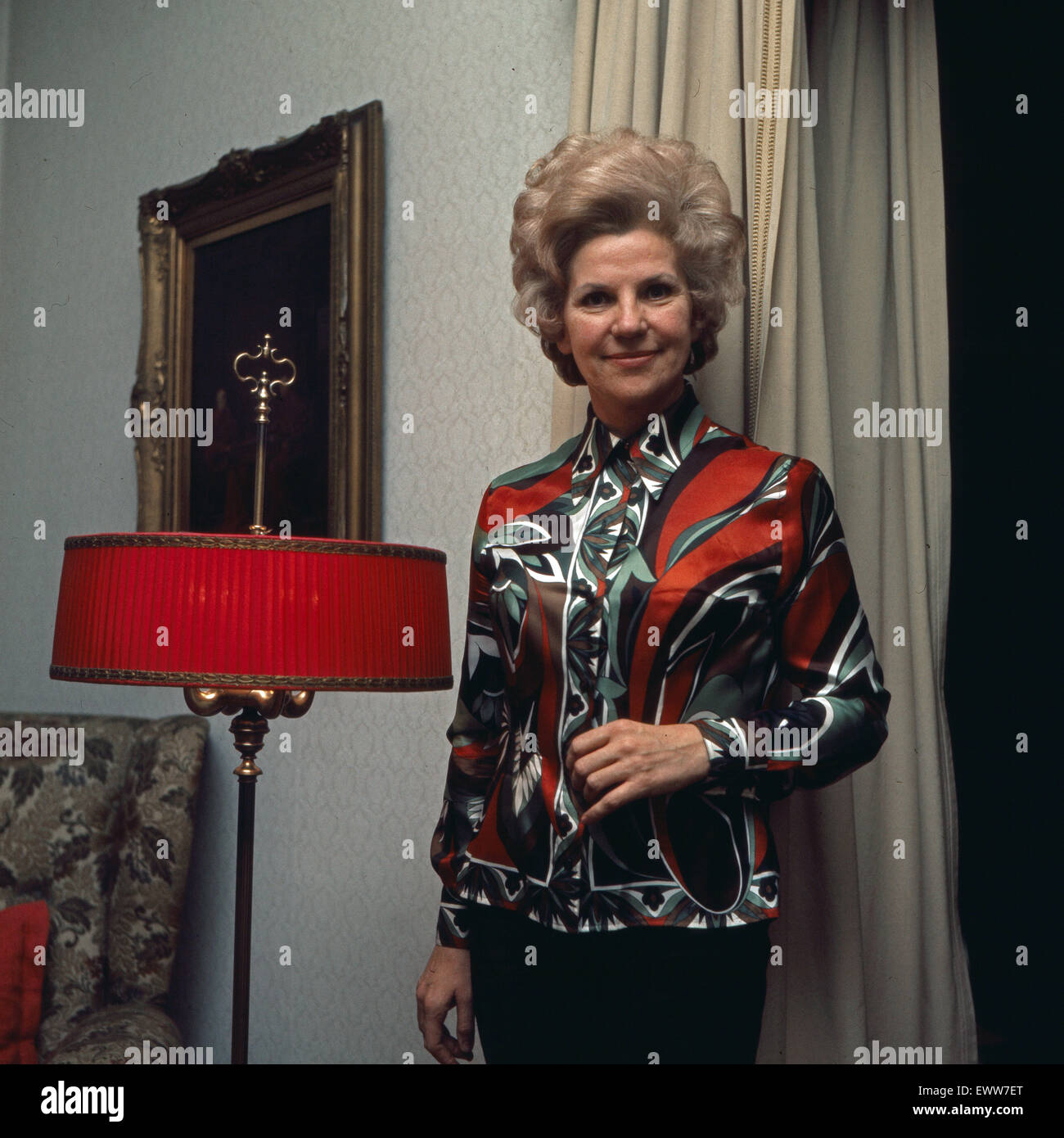 deutsche-fernsehansagerin-und-moderatorin-anneliese-fleyenschmidt