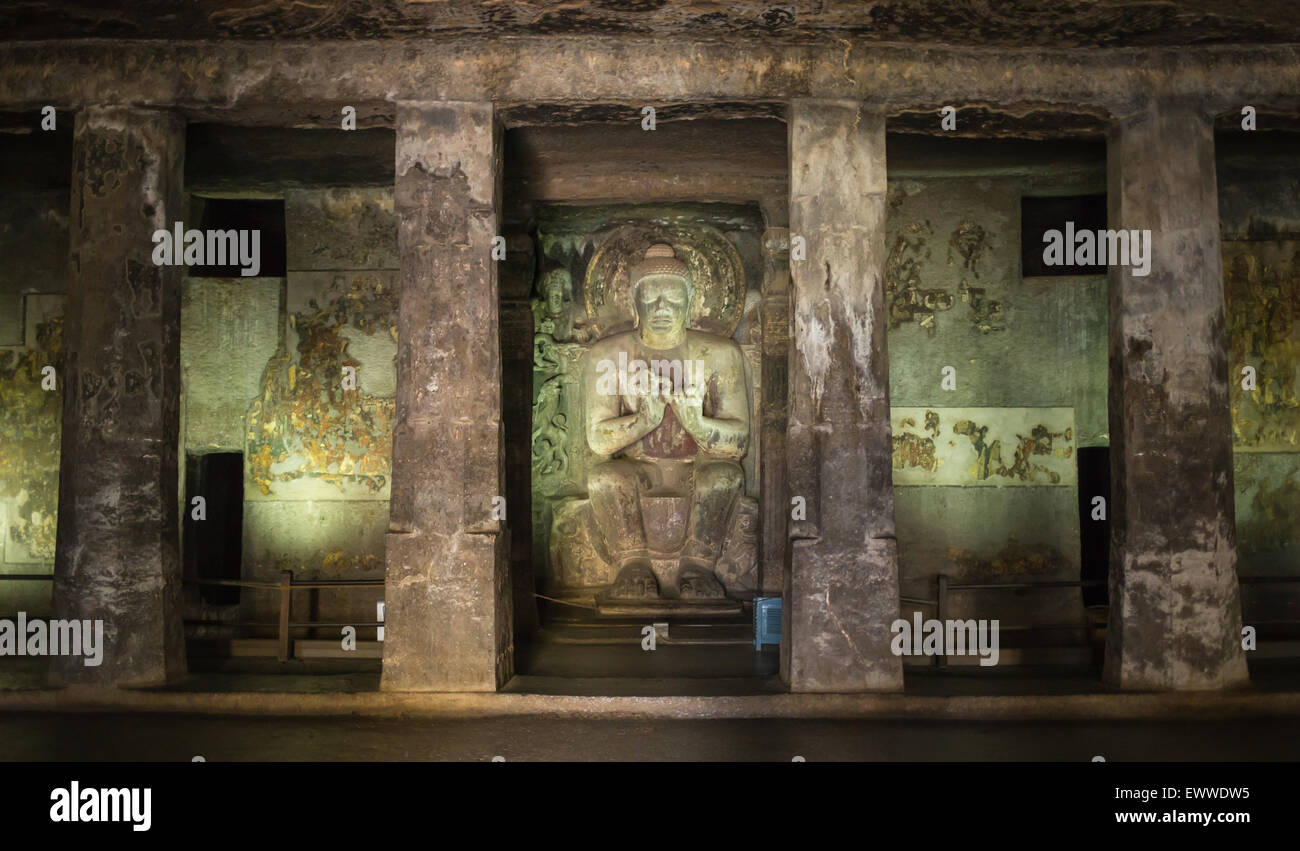 Vergessene unterirdischen Tempel Stockfoto